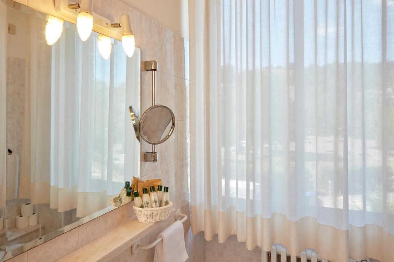 Hotel Plaza Tabiano Terme Zewnętrze zdjęcie