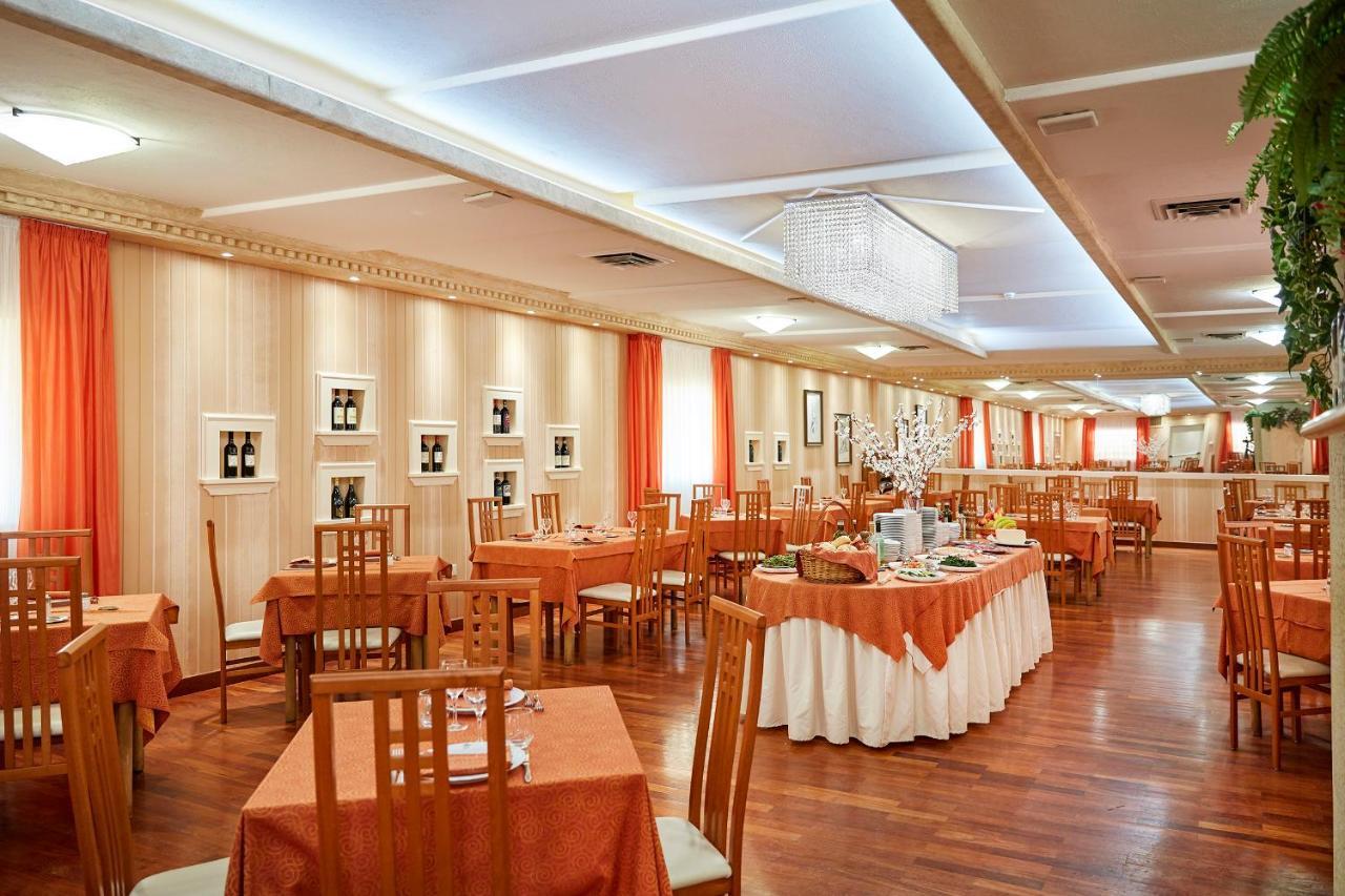Hotel Plaza Tabiano Terme Zewnętrze zdjęcie